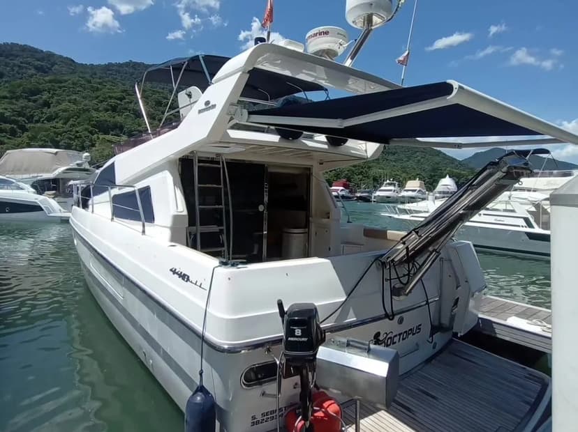 Intermarine 440 O