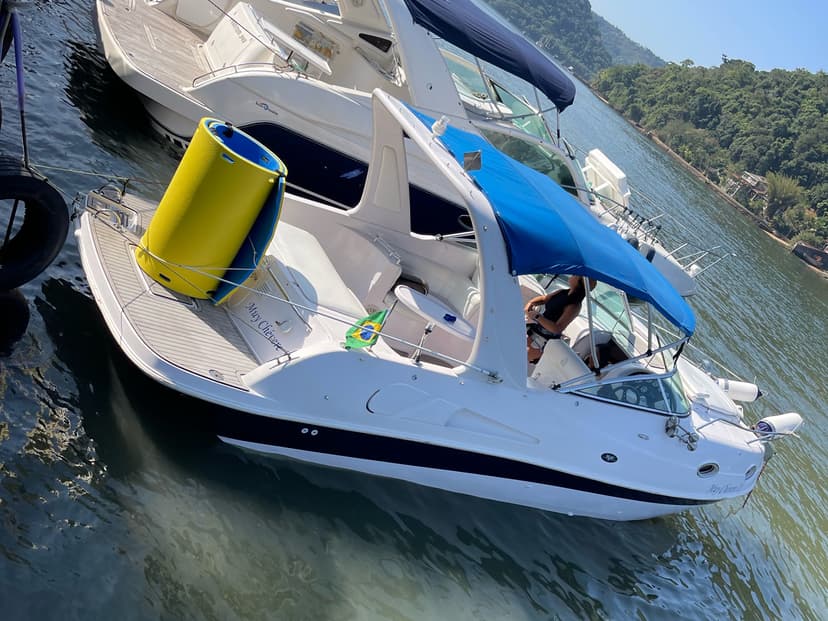 Lancha Magna 28 pés 