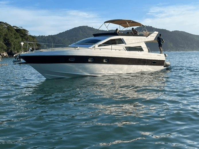 Intermarine 440 UB